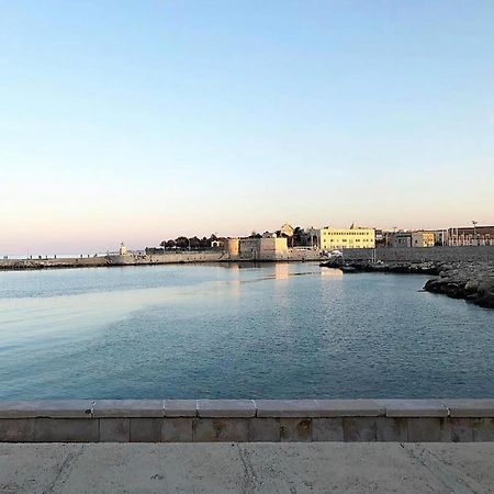 B&B Millevoglie Trani Exteriör bild